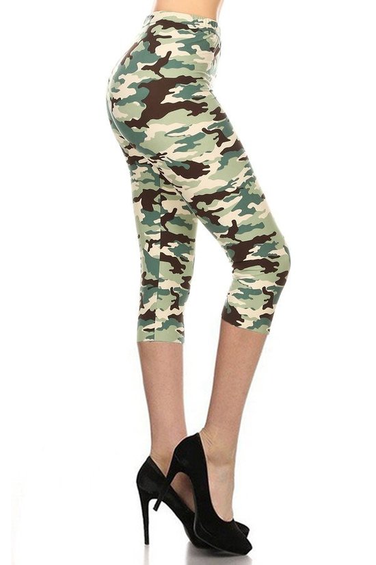 Camo Printed Lined Capri Leggings