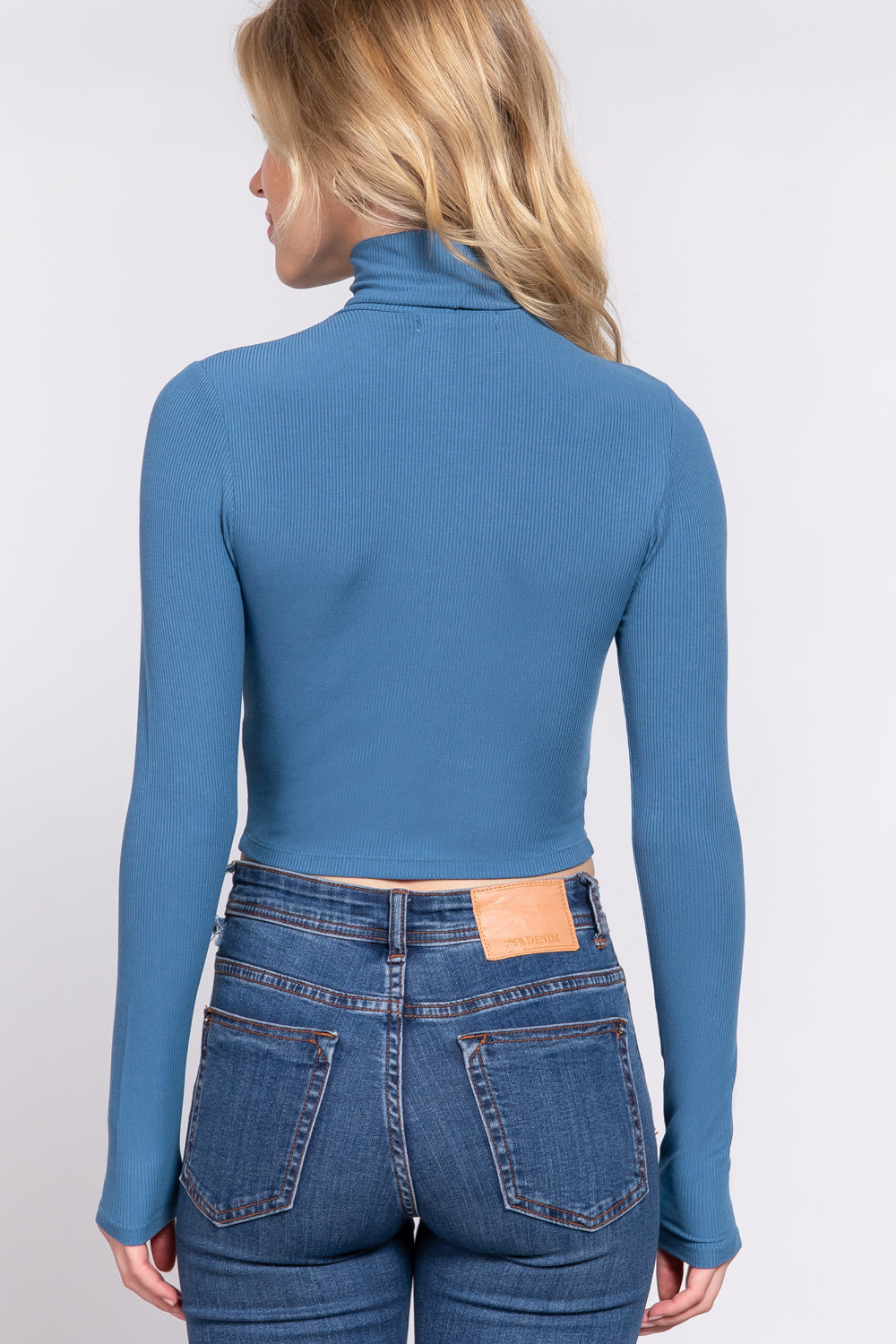 Ribbed Turtle Neck Crop