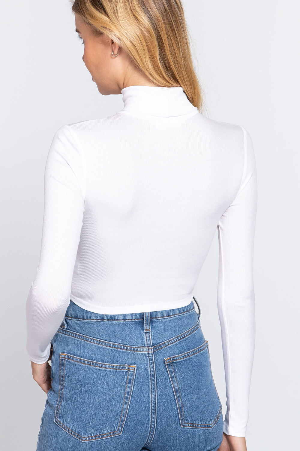 Ribbed Turtle Neck Crop