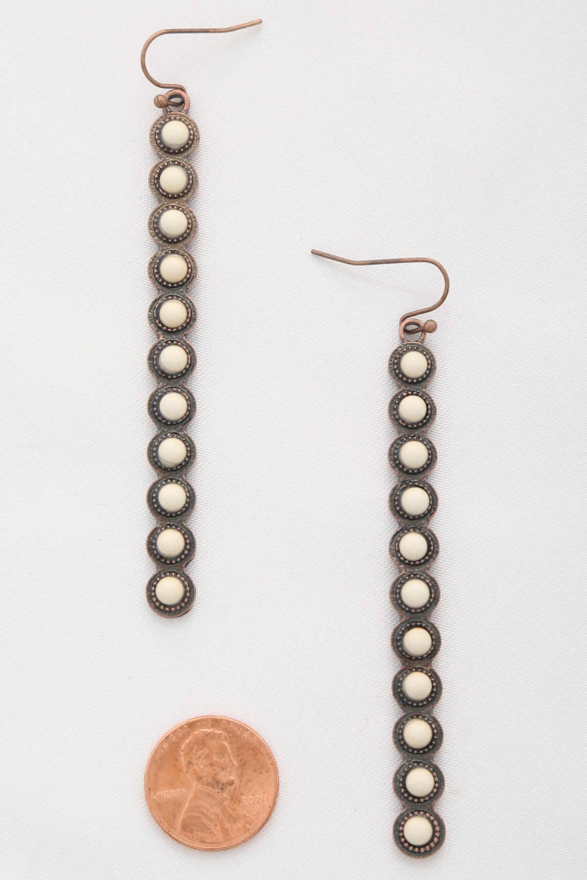 Western Round Bead Pattern Dangle Earring